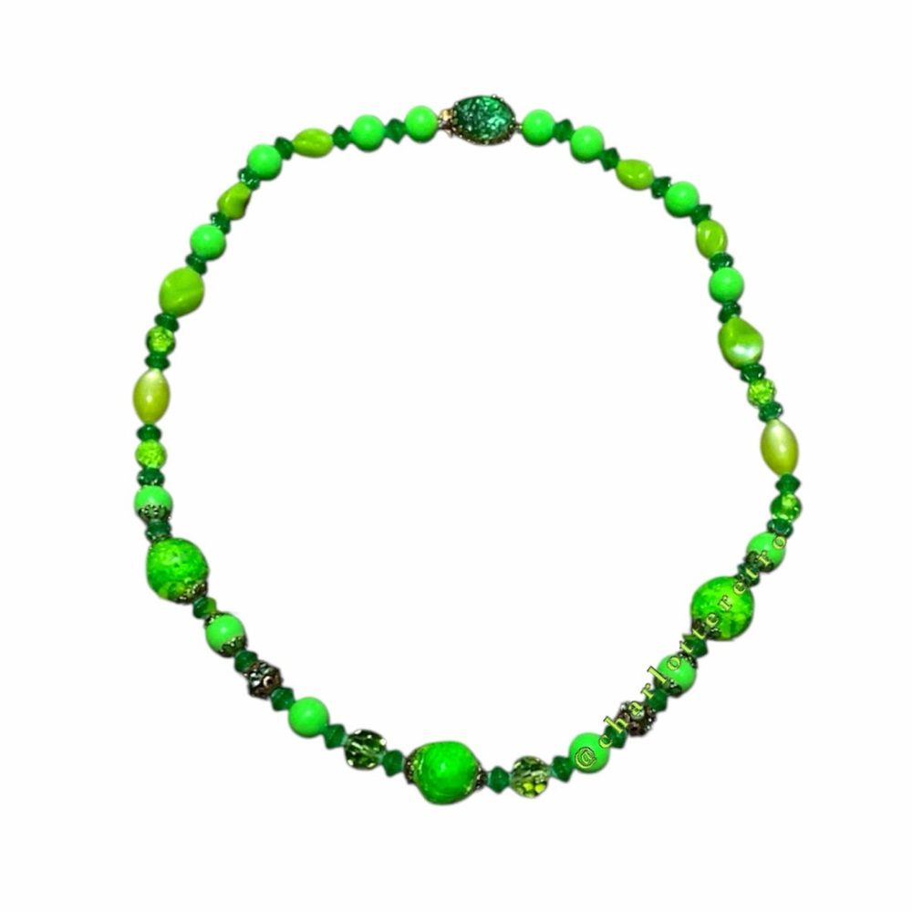 vtg Uranium Crystal Beaded Necklace